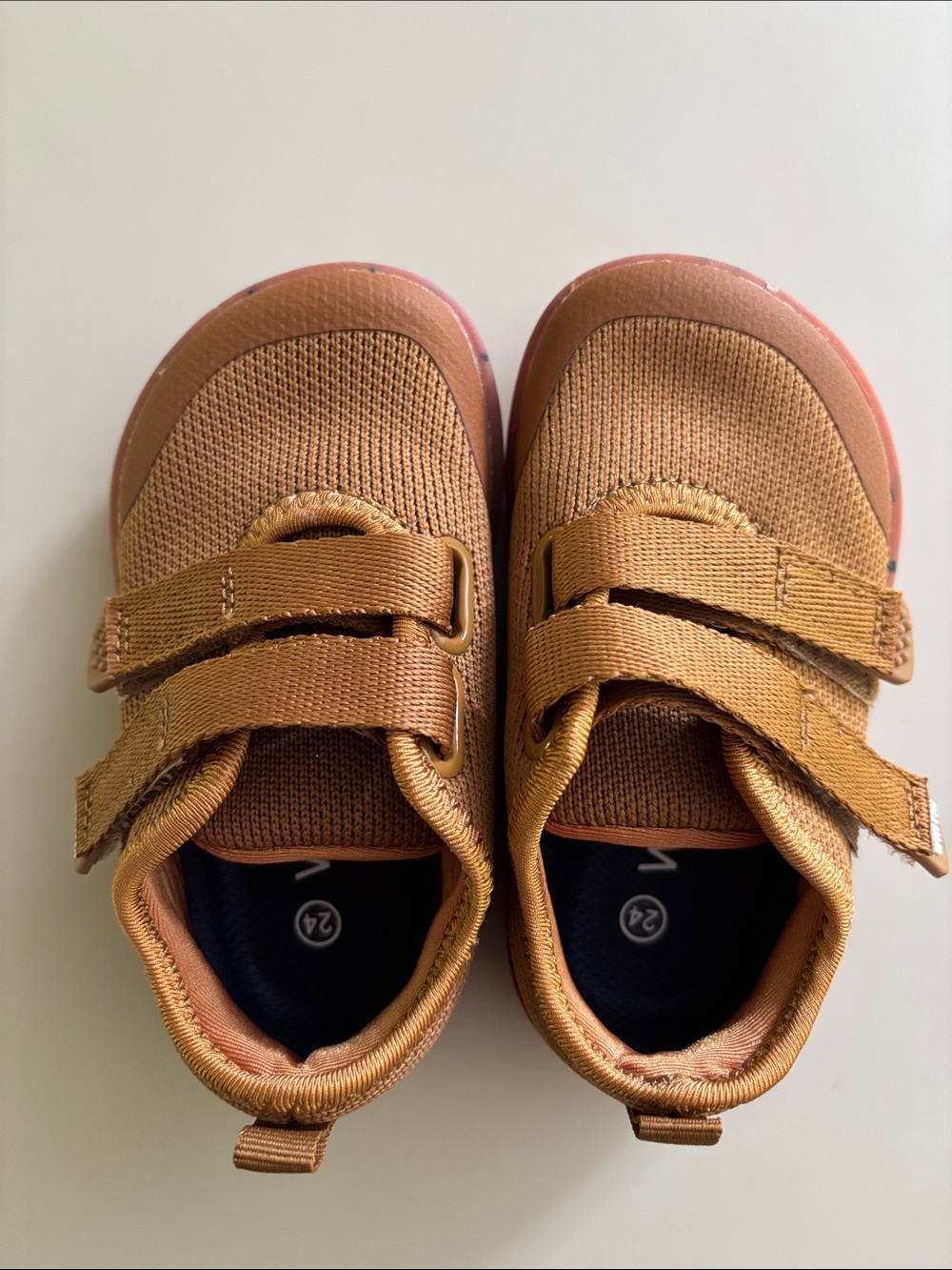 NWOT WHITIN Toddler/Little Kid wide barefoot shoes